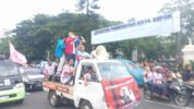 Rombongan relawan Solmet saat konvoi kampanye Prabowo-Gibran, Sabtu (10/2/2024). (Rakyat News/ Dirham).