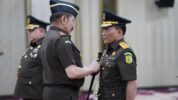 Jaksa Agung ST Burhanuddin Lantik Leonard Eben Ezer Simanjuntak Jadi Staf Ahli Kejaksaan RI