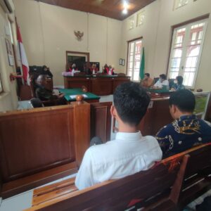 Sidang pembacaan putusan terhadap enam media di Makassar, di Pengadilan Negari Makassar, Rabu (14/6/2022).