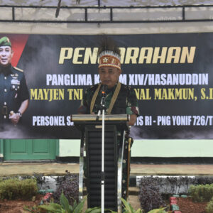 Pangdam XIV/Hasanuddin Berkunjung Ke Merauke Hingga Beri Bantuan Pada Masyarakat