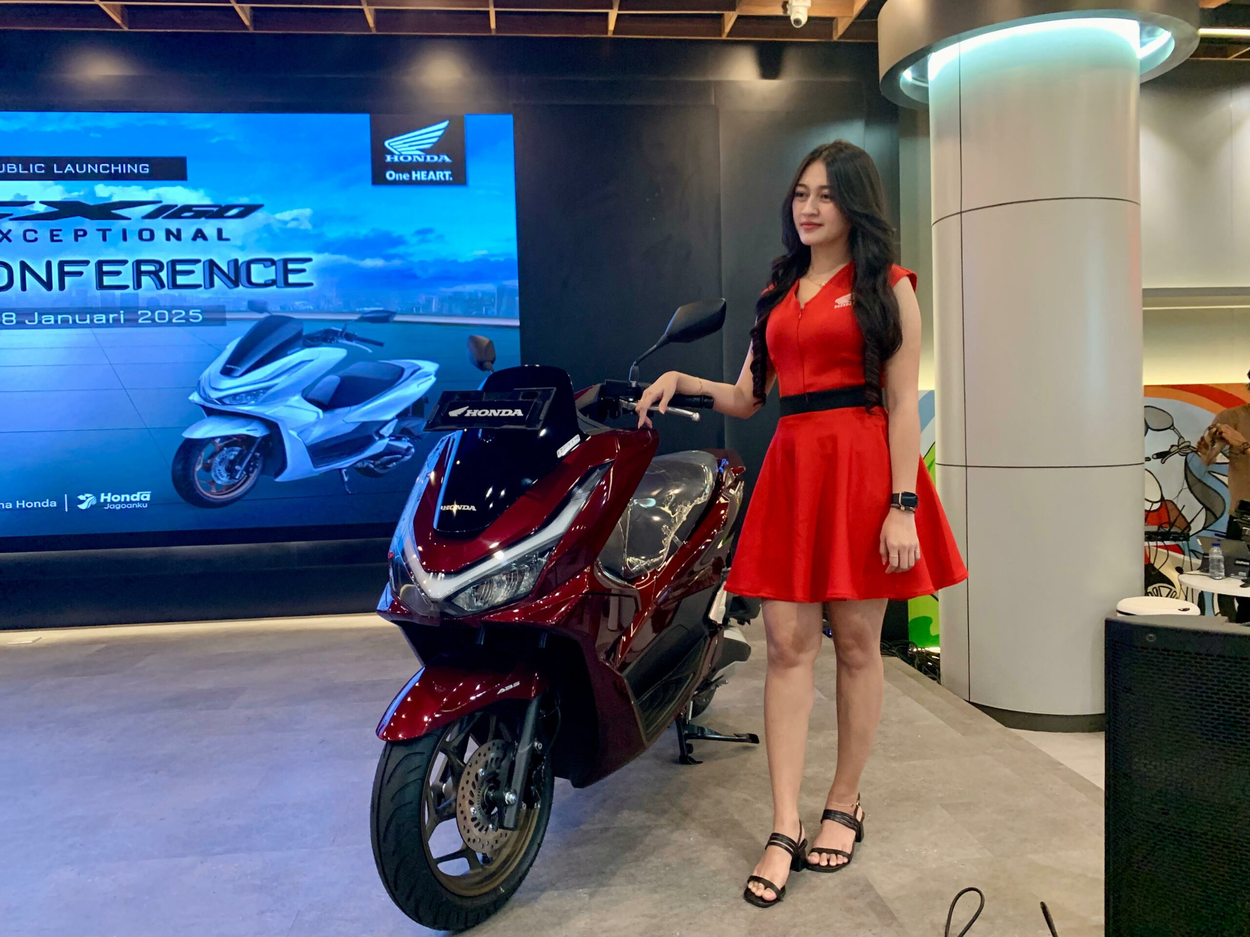 Honda New PCX160 Siap Mengaspal di makassar, Hadirkan Inovasi Teknologi Terbaru