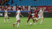 Laga PSM Makassar vs Madura United