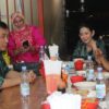 Ketua KKSS DKI Jakarta, Syamsul Zakaria Saat Makan Malam Bersama Anggota DPR RI, Nurwayah, dan Ketua Kebugis, Andi Masyhur, di Rumah Makan Sop Konro