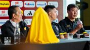 Kim Sang-sik Saat Konferensi Pers Jelang Laga ASEAN All Stars vs Manchester United