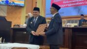 Wali Kota Makassar, Munafri Arifuddin Bersama Ketua DPRD Makassar, Supratman Saat Rapat Paripurna Pembahasan LKPJ 2024