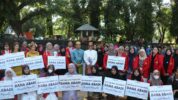 Hardiknas 2025, Unhas Salurkan Bantuan Dana Abadi ke 300 Mahasiswa
