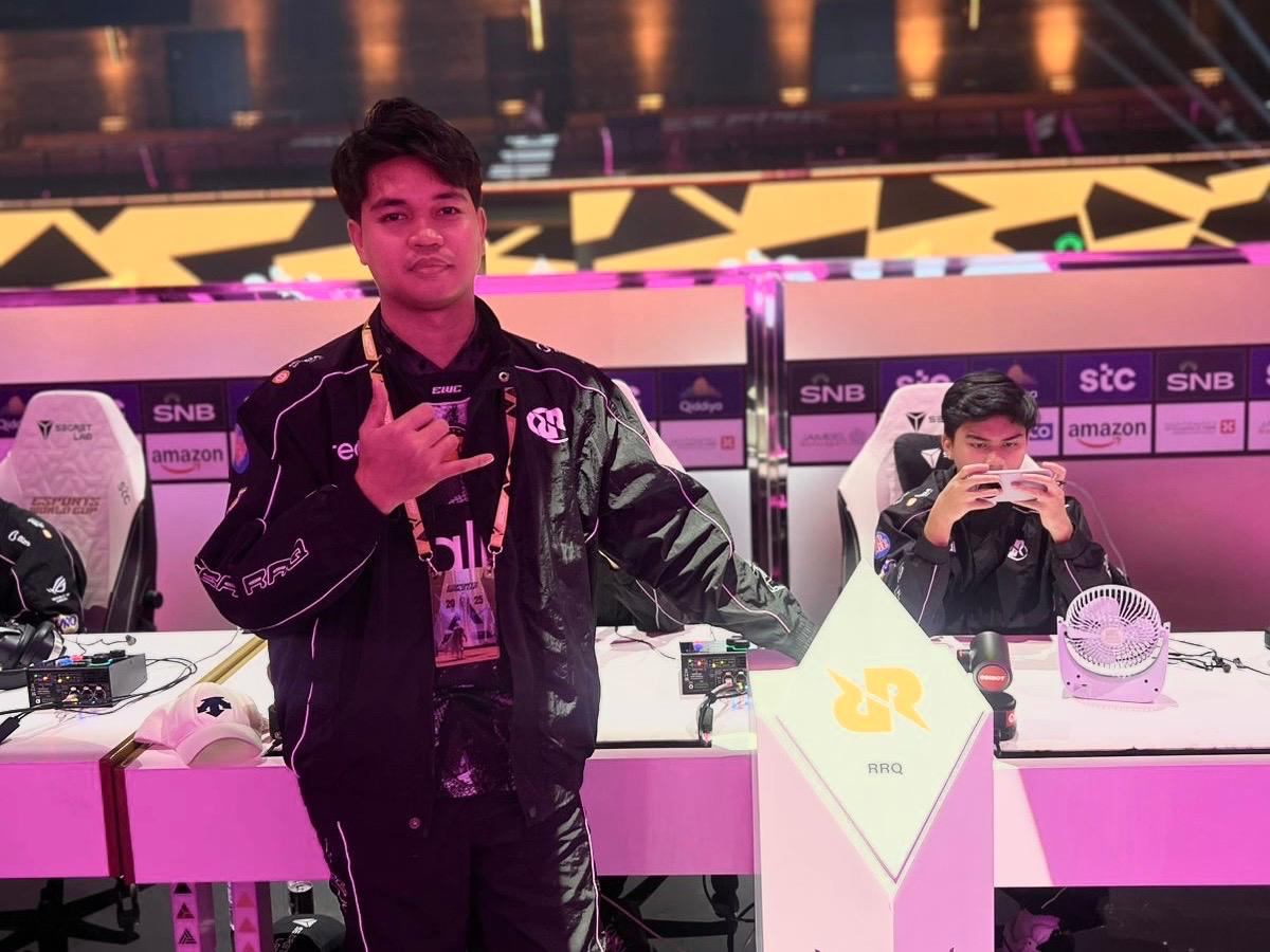 Dari Desa ke Dunia, Telkomsel Dukung Mimpi Atlet E-Sport Indonesia di EWC 2025 Dari Desa ke Dunia, Telkomsel Dukung Mimpi Atlet E-Sport Indonesia di EWC 2025