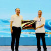 ARLI Serahkan Plakat Zero Carbon Pada Fujian Province Sea Opening Cultural Event 2025