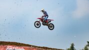 Program Pembinaan Astra Honda Cetak Prestasi di Kejurnas Motocross