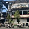 FOTO: Pasca Kebakaran di Kantor DPRD Makassar Usai Dibakar Massa 