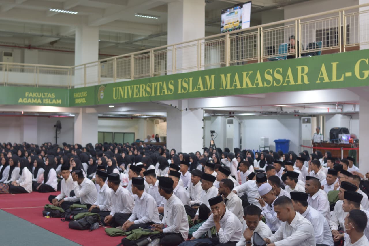 PKKMB UIM 2025: Rektor Tekankan Ilmu Sebagai Aset Utama ke 2.039 Mahasiswa Baru