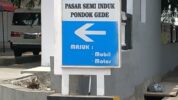 Pintu Masuk Pasar Semi Induk Pondok Gede