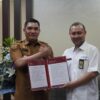 KPP Pratama Bantaeng Serahkan Piagam Taxpayers’ Charter, Dorong ASN Takalar Aktif Gunakan Coretax