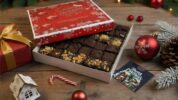 Hotel Aston Makassar Hadirkan Festive Hampers Chocolate Brownies untuk Sambut Momen Akhir Tahun