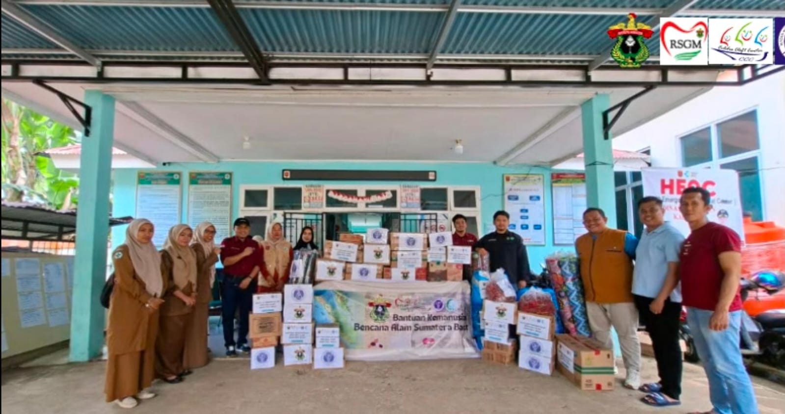 Unhas Salurkan Bantuan Medis dan Logistik ke Lokasi Bencana Terparah di Kabupaten Agam