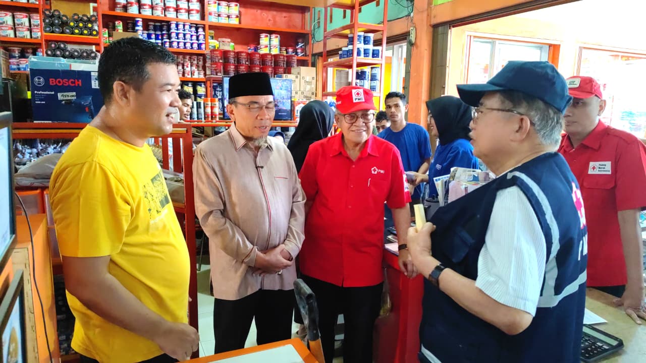 JK Borong Alat Kebersihan di Padang untuk Percepat Pemulihan Pascabanjir