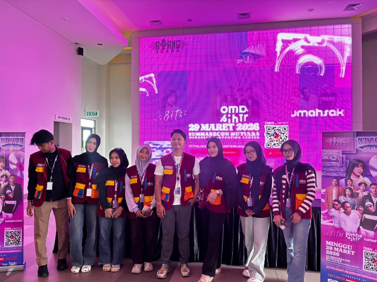 IDGITAF hingga Lomba Sihir Ramaikan Ruang Suara Vol 1 di Makassar: Konser Indoor Berbalut Sportaiment