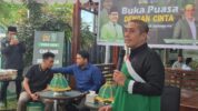 Anggota Komisi I DPR RI Fraksi PKB, Syamsu Rizal MI, Saat Acara Silaturahmi dan Buka Puasa Bersama di halaman Kantor DPC PKB Makassar, Senin (2/3/2026).